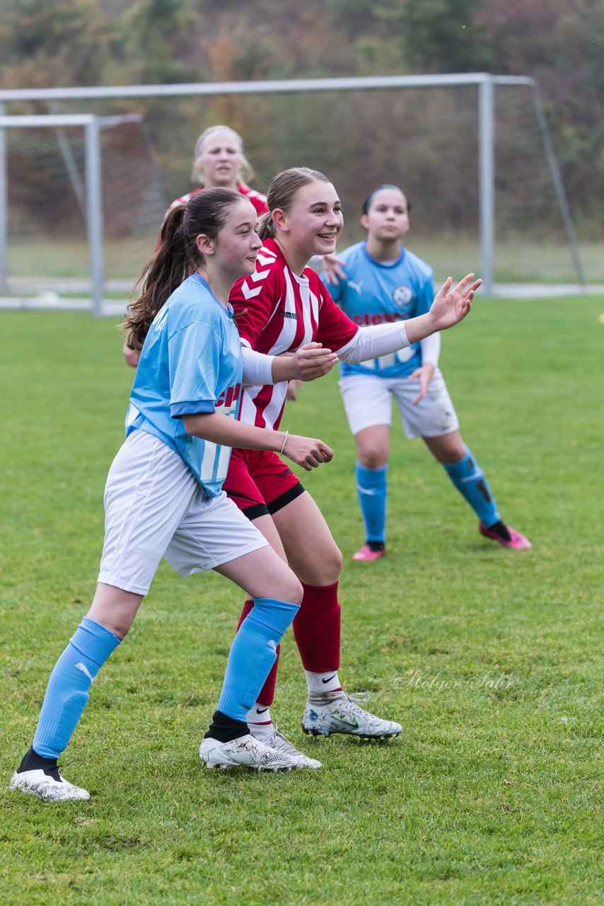 Bild 164 - wBJ TuS Tensfeld - SV Fortuna St. Juergen